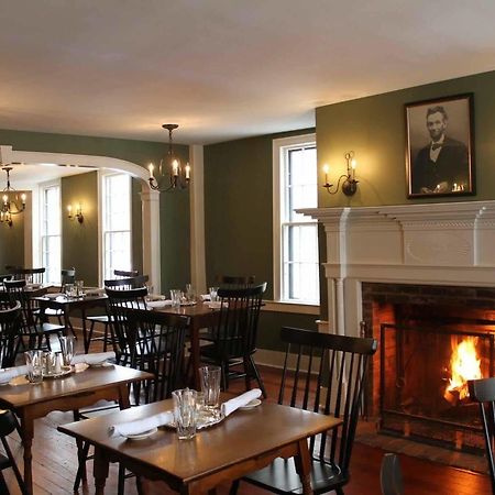 The Buxton Inn Granville Bagian luar foto