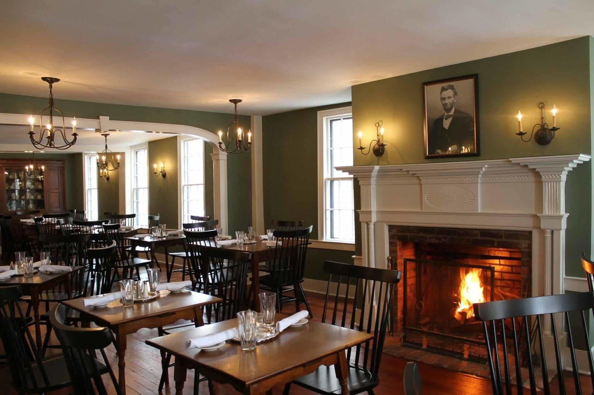 The Buxton Inn Granville Bagian luar foto