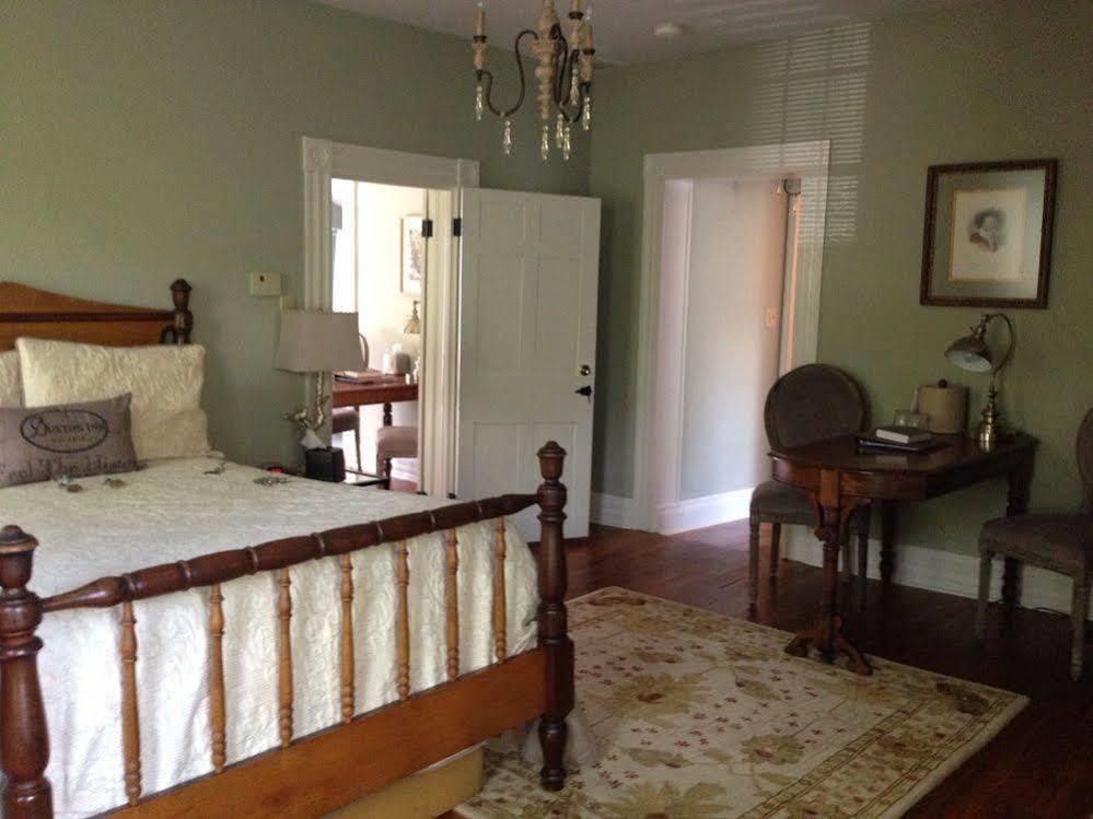 The Buxton Inn Granville Bagian luar foto